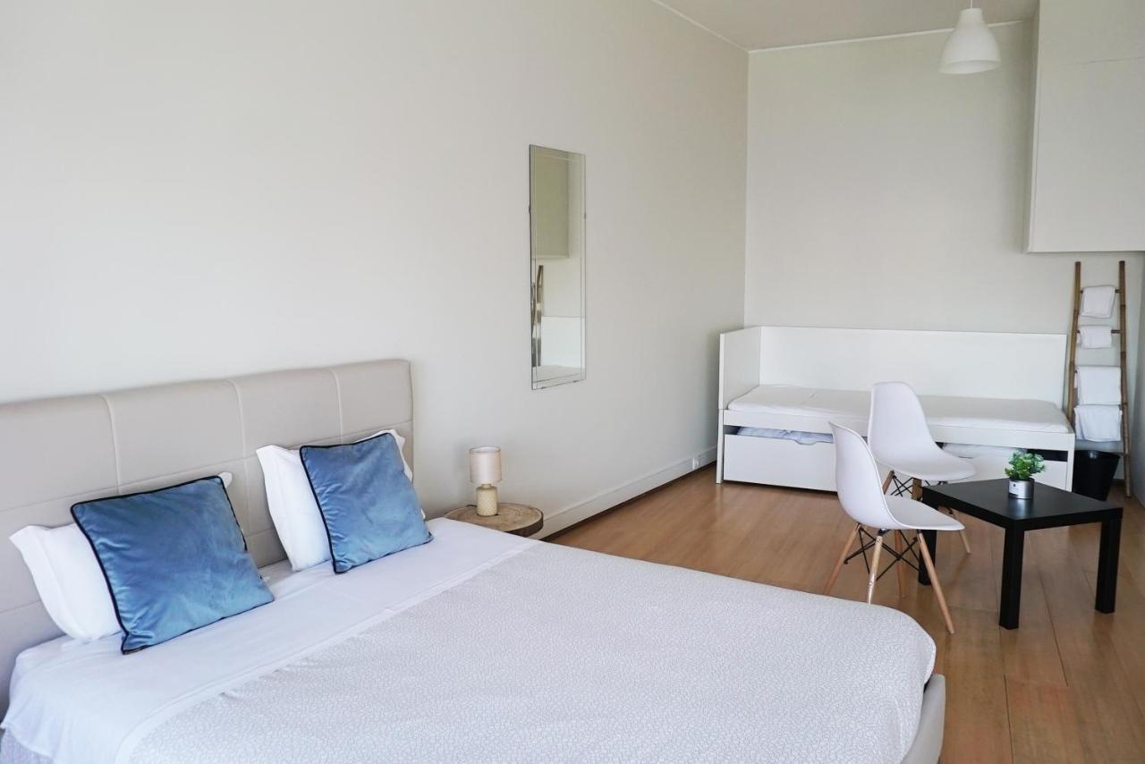 Oporto Trindade Residence Bagian luar foto