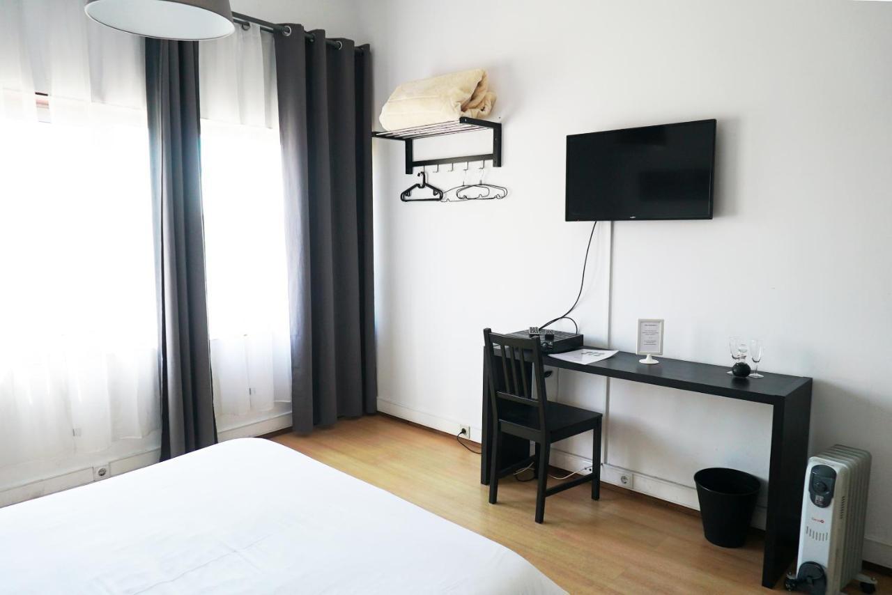 Oporto Trindade Residence Bagian luar foto