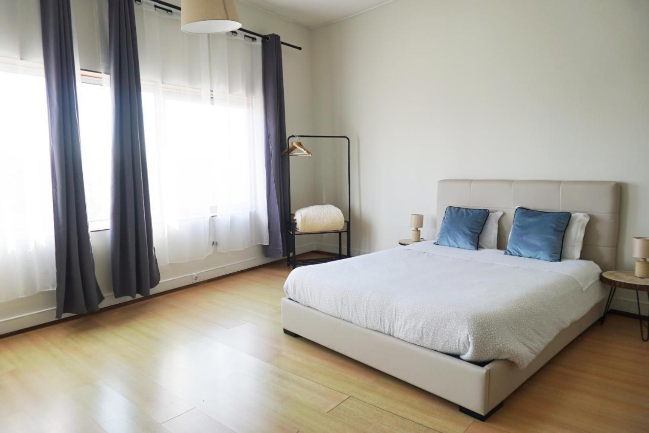Oporto Trindade Residence Bagian luar foto
