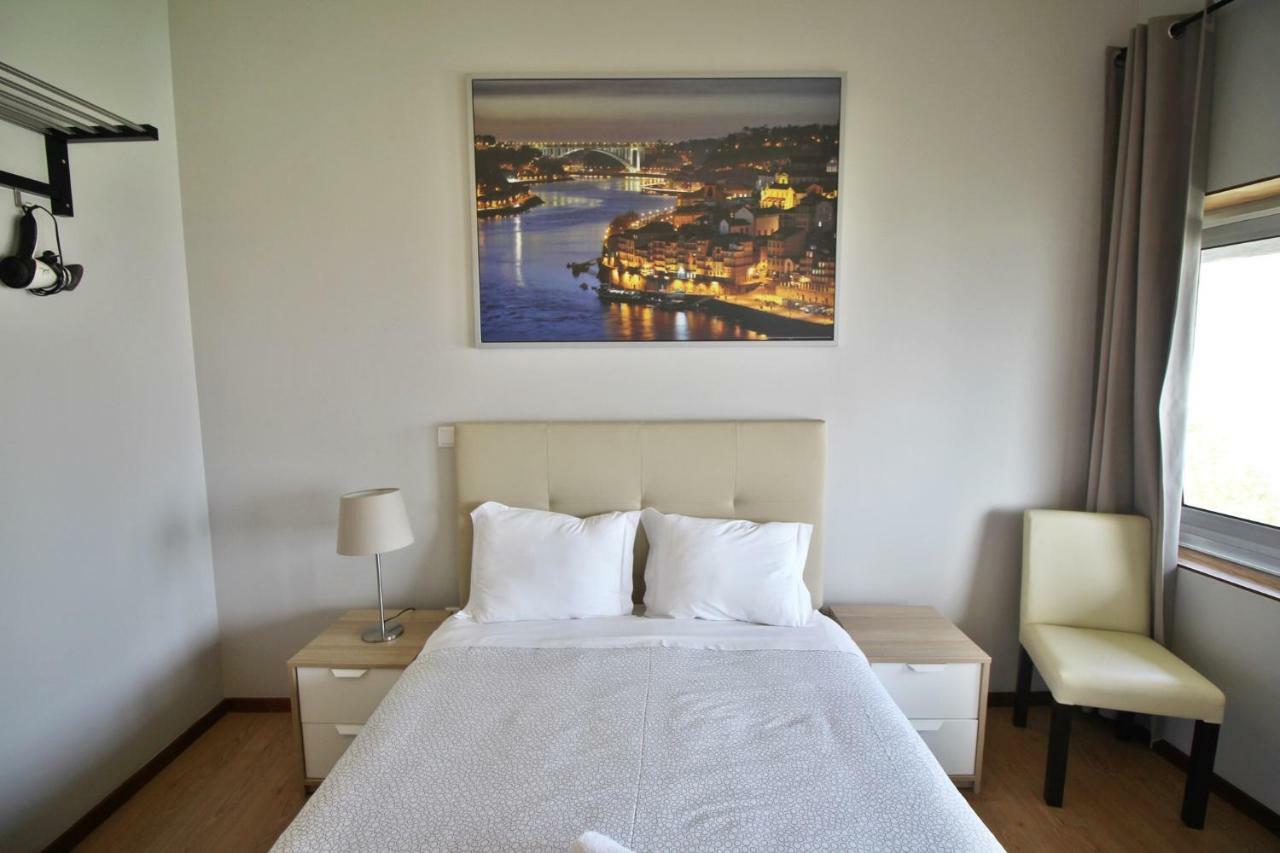 Oporto Trindade Residence Bagian luar foto