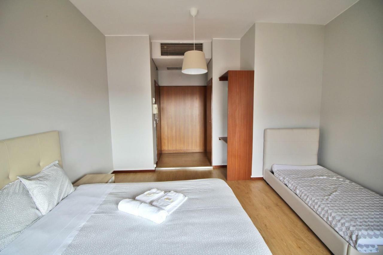 Oporto Trindade Residence Bagian luar foto